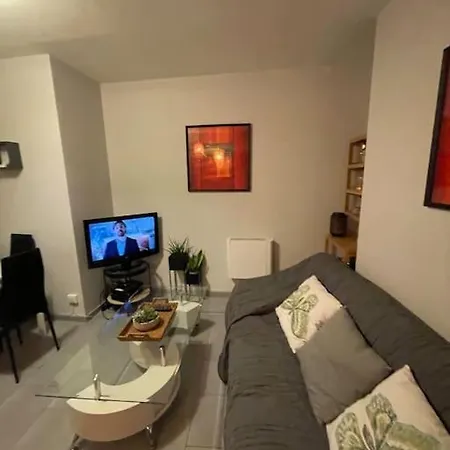 Apartment Bel Rez De Chaussee *